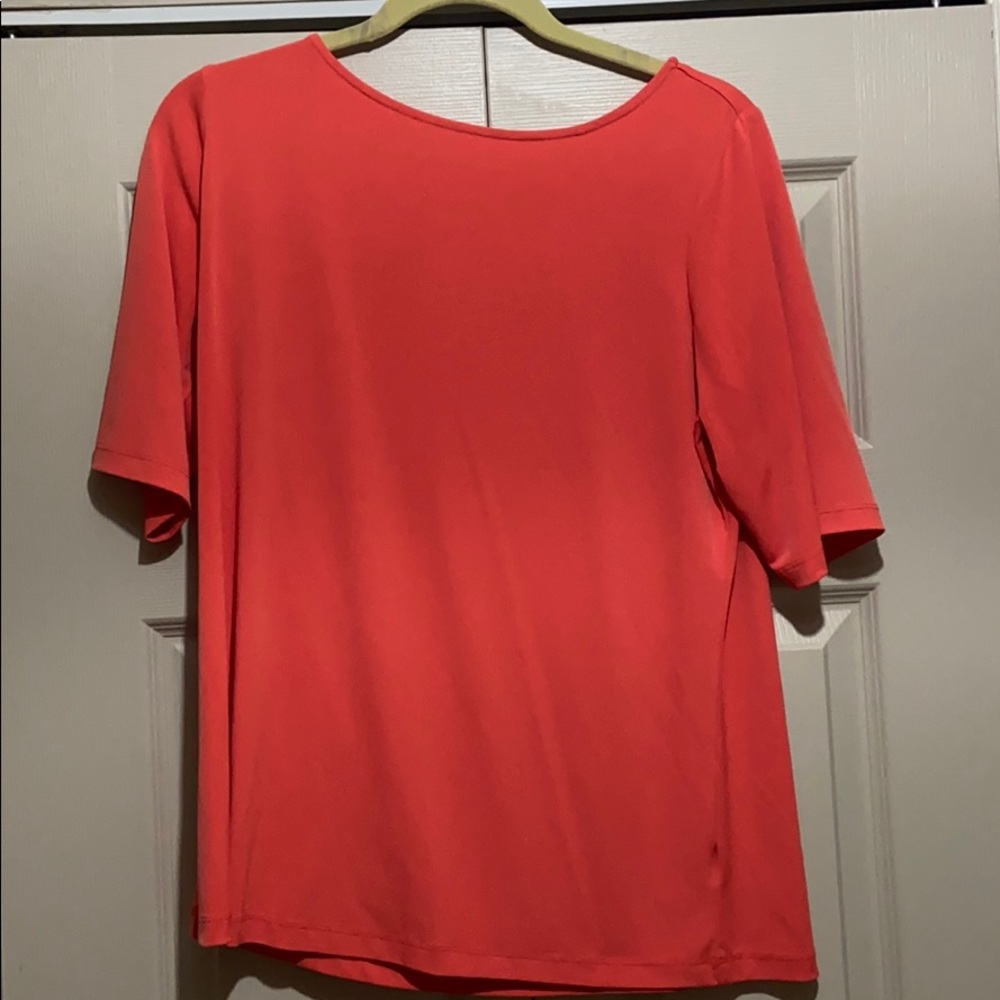 Susan Graver med.  liquid knit short sleeve blouse